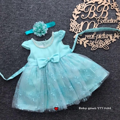 PRINCESS BABY GOWN 577-MY20*4 (W HAIRBAND) 1913