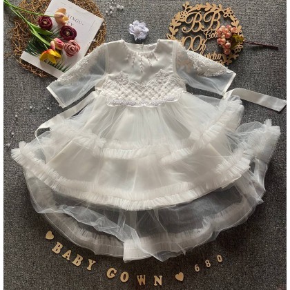 PRINCESS BABY GOWN 680- (W HEADBAND) 88031 PRINCESS BABY GOWN 680- (W HEADBAND) 88031