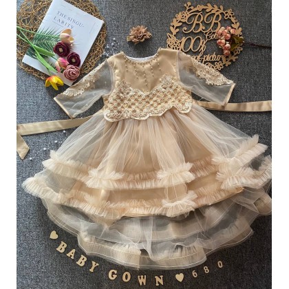 PRINCESS BABY GOWN 680- (W HEADBAND) 88031 PRINCESS BABY GOWN 680- (W HEADBAND) 88031