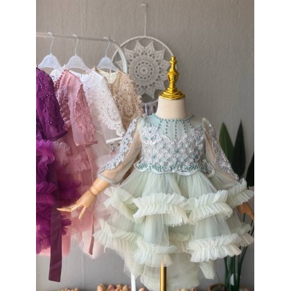 PRINCESS BABY GOWN 680- (W HEADBAND) 88031 PRINCESS BABY GOWN 680- (W HEADBAND) 88031