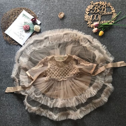 PRINCESS BABY GOWN 680- (W HEADBAND) 88031 PRINCESS BABY GOWN 680- (W HEADBAND) 88031