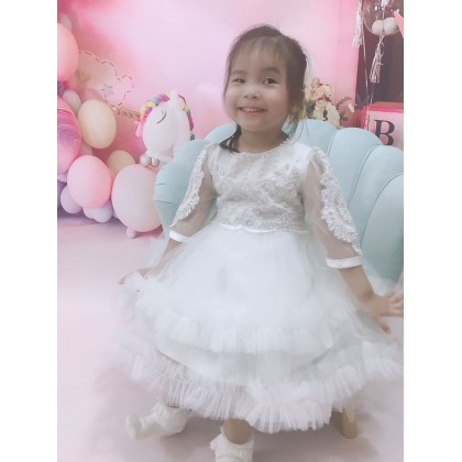 PRINCESS BABY GOWN 680- (W HEADBAND) 88031 PRINCESS BABY GOWN 680- (W HEADBAND) 88031